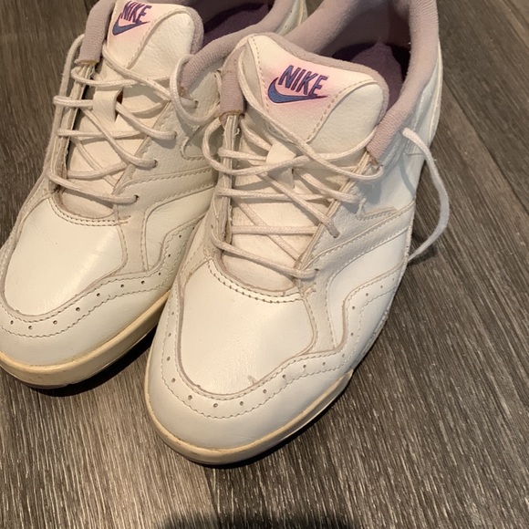 Nike golf shoes size 7.5 - Picture 3 of 7